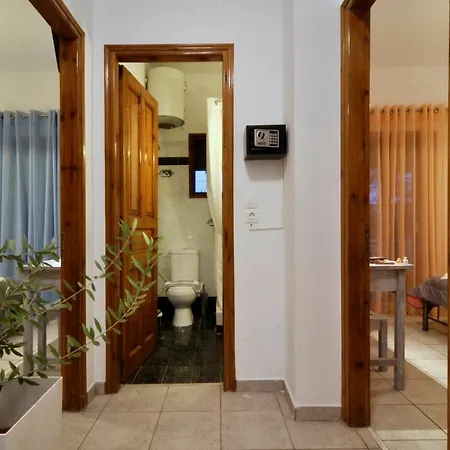 Kloudas Apartment
